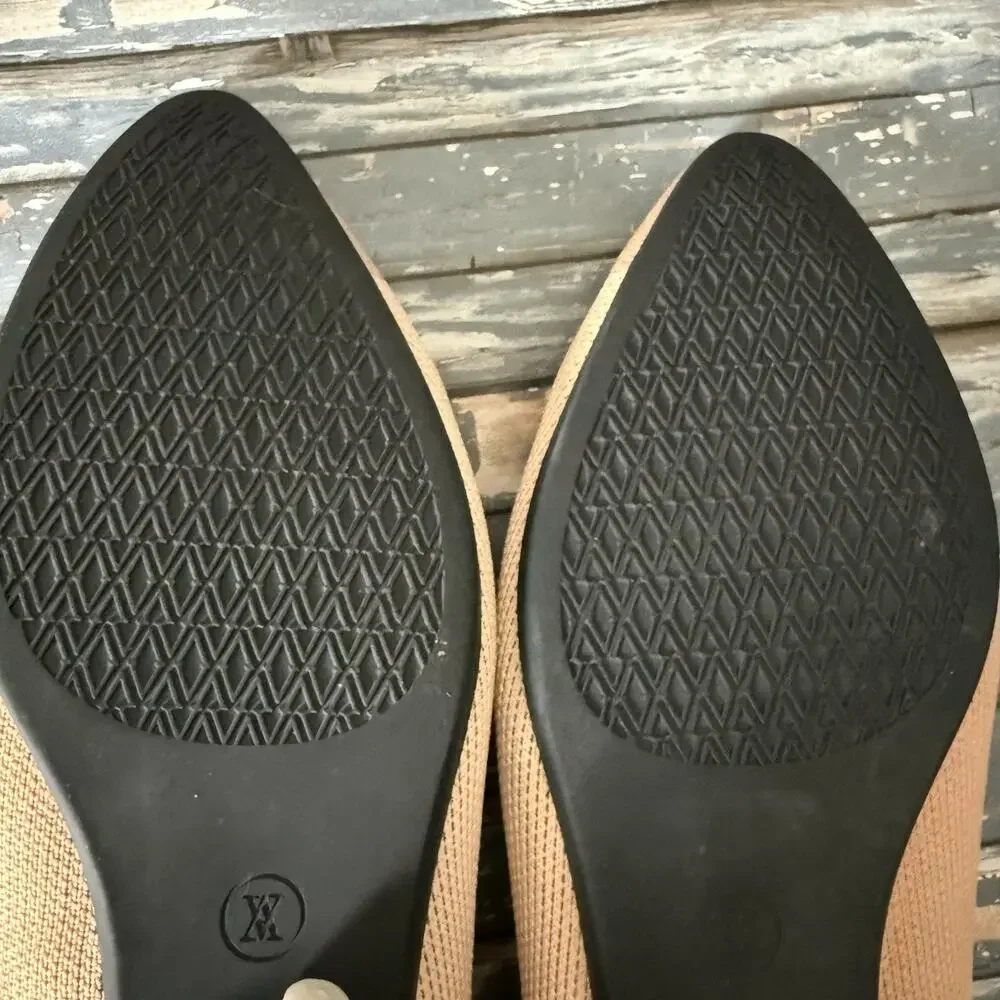 Vivaia light wear